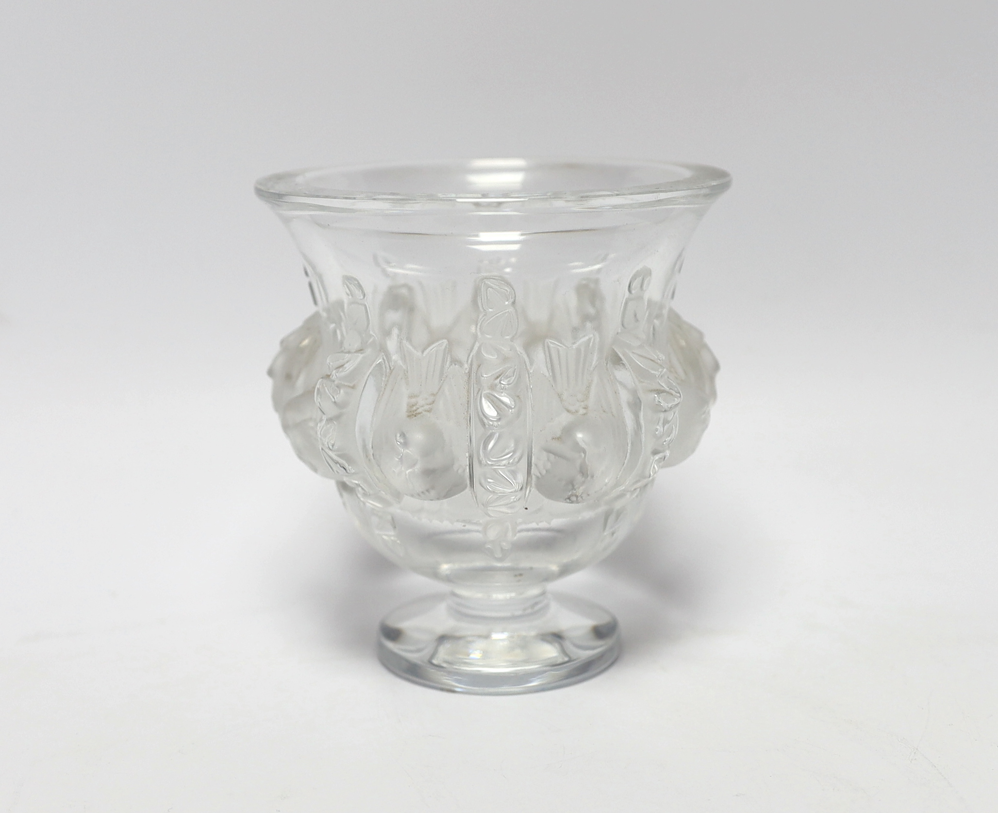 A later 20th century Lalique glass pedestal vase decorated in the Dampierre pattern, engraved signature ‘CM Lalique’, 13cm